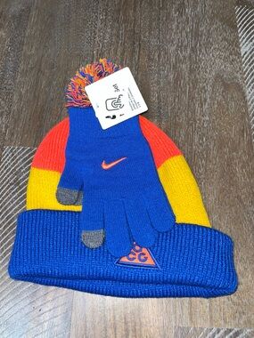 $28 New Nike 2 Piece Boys Beanie Hat & Gloves Set 9A2986-U89 Kid’s